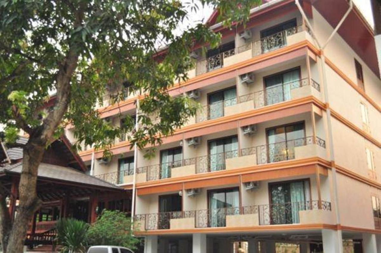 Baankhun Chiang Mai Hotel Экстерьер фото